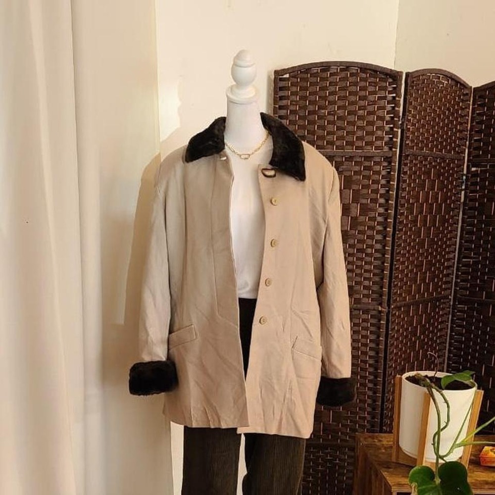 Oleg Cassini 100% Wool Coat Faux Fur Trim Camel and Sand Size 16